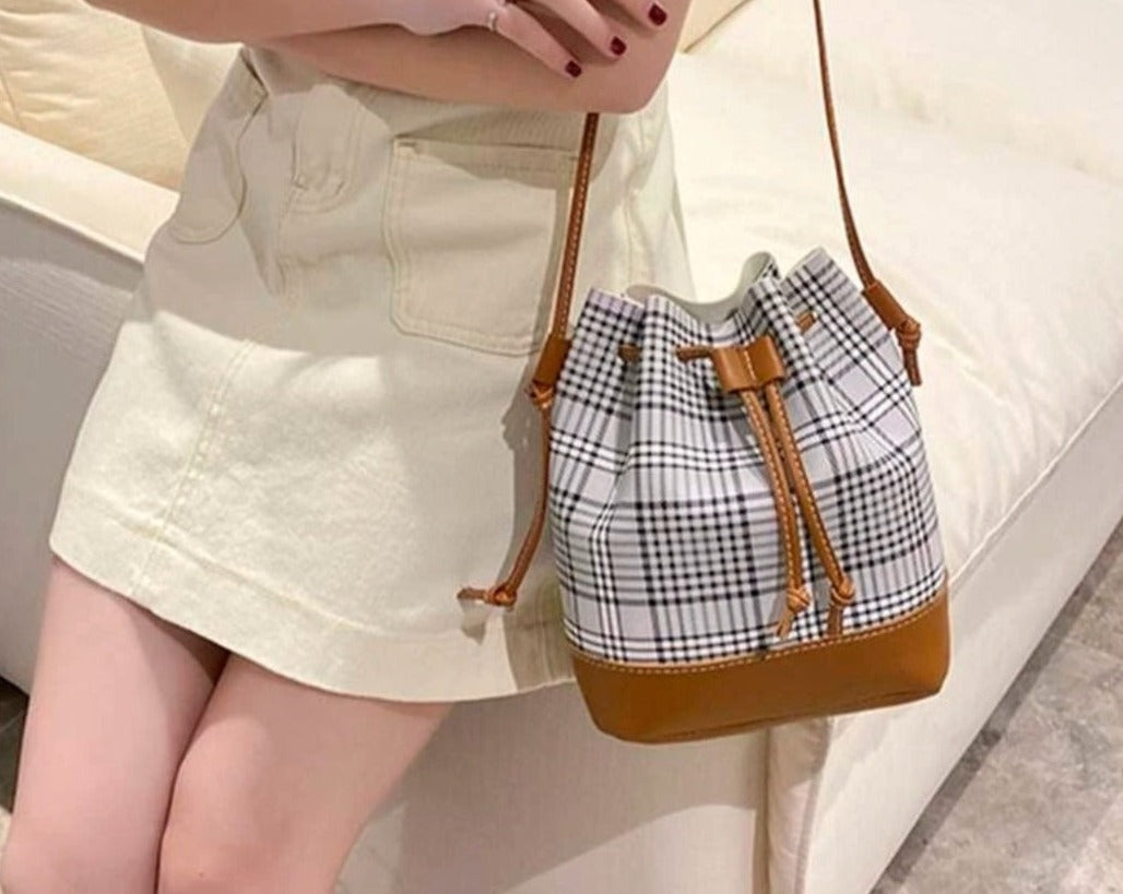 Plaid Bucket Bag